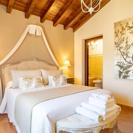 Villa Viewpoint: Private Pool Sleeps 6 Views Frigiliana
