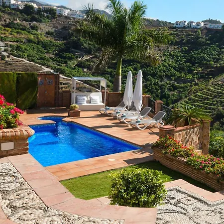 Viewpoint: Private Pool Sleeps 6 Views Villa *