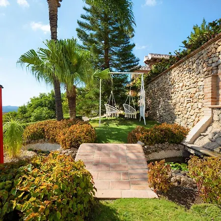 Viewpoint: Private Pool Sleeps 6 Views Frigiliana
