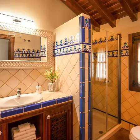 Viewpoint: Private Pool Sleeps 6 Views *
