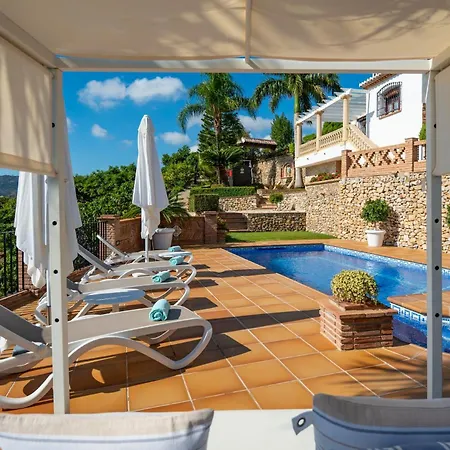 Viewpoint: Private Pool Sleeps 6 Views Villa *